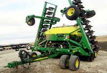 2013 John Deere 1990CCS Thumbnail 1