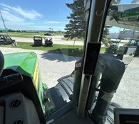 2023 John Deere 800R Thumbnail 42