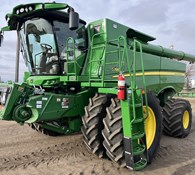 2021 John Deere S780 Thumbnail 1