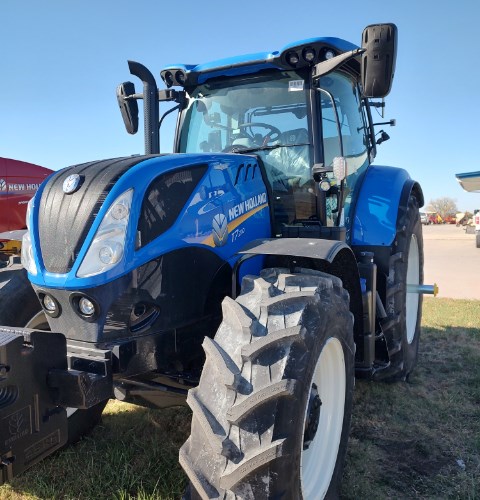 2023 New Holland T7.210 Tractor For Sale