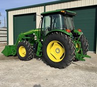 2023 John Deere 6105E Thumbnail 3