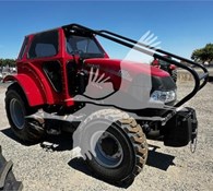 2023 Case IH FARMALL 120C Thumbnail 2