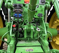 2017 John Deere 8245R Thumbnail 4