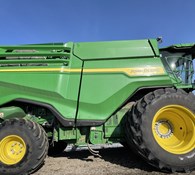 2023 John Deere X9 1100 Thumbnail 6