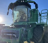 2023 John Deere S780 Thumbnail 2