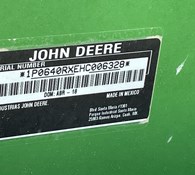 2018 John Deere 6110M Thumbnail 42