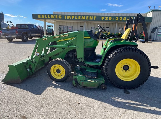2007 John Deere 3720 Tractor - Compact Utility For Sale