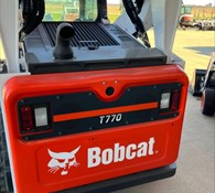 2018 Bobcat T770 Thumbnail 4
