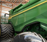 2023 John Deere X9 1000 Thumbnail 5