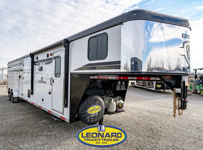 2024 Bison Coach TH71016 Stock Trailer-Living Quarters For Sale
