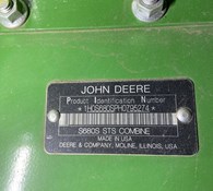 2017 John Deere S680 Thumbnail 38