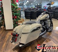 2023 Indian Motorcycle Springfield® Dark Horse® Quartz Gray Thumbnail 4