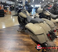 2023 Indian Motorcycle Springfield® Dark Horse® Quartz Gray Thumbnail 6