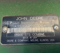 2015 John Deere S690 Thumbnail 35