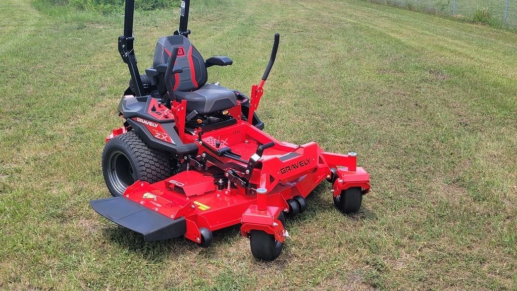 2023 Gravely Pro-Turn® ZX 60