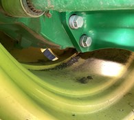 2017 John Deere S680 Thumbnail 36