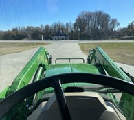 2015 John Deere 6105E Thumbnail 7