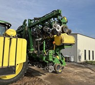 2016 John Deere 1725 CCS Thumbnail 7