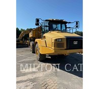 2018 Caterpillar 730 Thumbnail 2