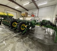 2012 John Deere 1770NT CCS Thumbnail 7