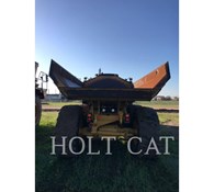 2017 Caterpillar 725C Thumbnail 3