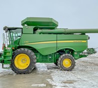 2023 John Deere S760 Thumbnail 8