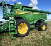 2022 John Deere X9 1000 Thumbnail 1