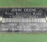 2015 John Deere S690 Thumbnail 41