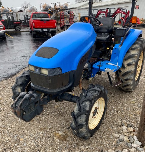 2002 New Holland TC40 Tractor - Compact Utility For Sale
