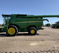 2019 John Deere S780 Thumbnail 1