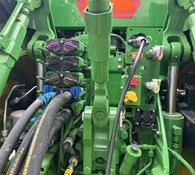 2023 John Deere 8R 370 Thumbnail 11