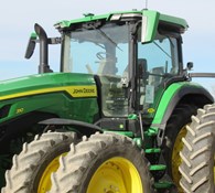 2023 John Deere 8R 310 Thumbnail 9