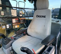 2020 John Deere 250G LC Thumbnail 11
