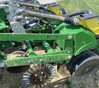 2018 John Deere 1795 Thumbnail 11