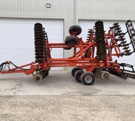 2014 Kuhn Coulter / Discs EXCELERATOR 8000-30 Thumbnail 1