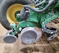 2012 John Deere 1770NT CCS Thumbnail 10