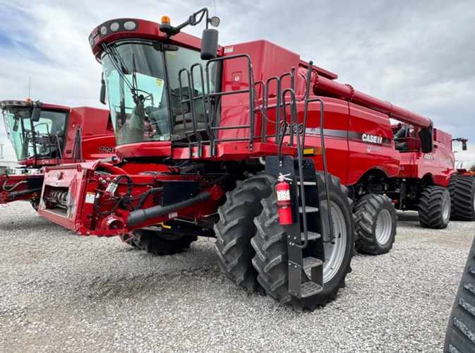2011 Case IH 8120 Combine For Sale
