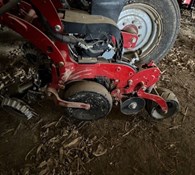 2018 Case IH 2000 Series Early Riser® 2150 Front-Fold 16Row 30 Thumbnail 3