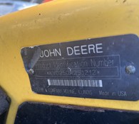 2000 John Deere 250 Thumbnail 6