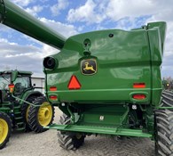 2023 John Deere S760 Thumbnail 3