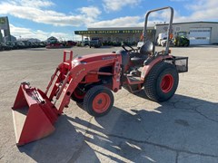 Tractor - Utility For Sale 2010 Kubota B3300HSD , 33 HP