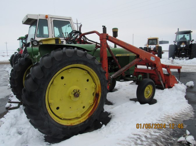 John Deere 2510 Tractor For Sale