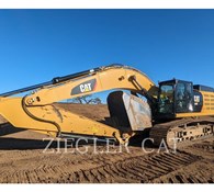 2018 Caterpillar 349F Thumbnail 1