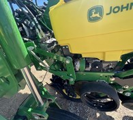 2023 John Deere 1775NT Thumbnail 9