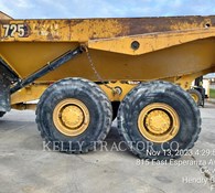 2020 Caterpillar 725 Thumbnail 11