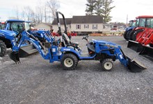 Tractor For Sale: New Holland Workmaster25S