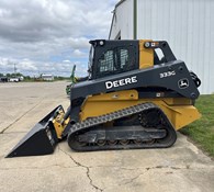 2019 John Deere 333G Thumbnail 2