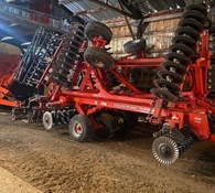 2018 Kuhn Coulter / Discs EXCELERATOR 8005-25 Thumbnail 1