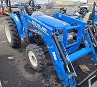 2021 New Holland Workmaster™ Compact 25/35/40 Series 25 Thumbnail 1