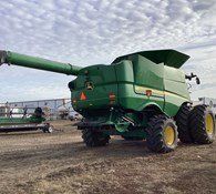 2016 John Deere S680 Thumbnail 3